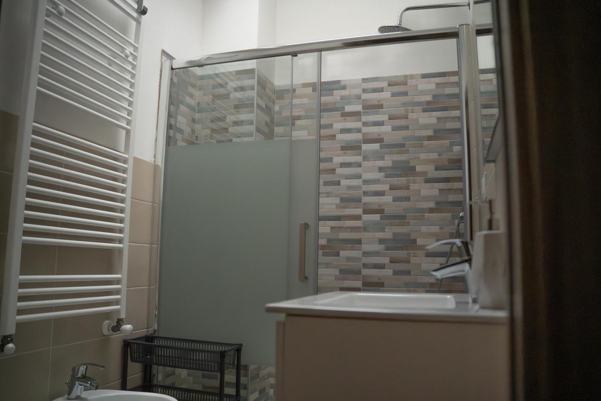 Lugaro Guest House Turin Extérieur photo